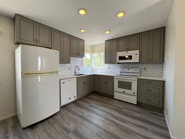 property at 627 Evergreen Ave