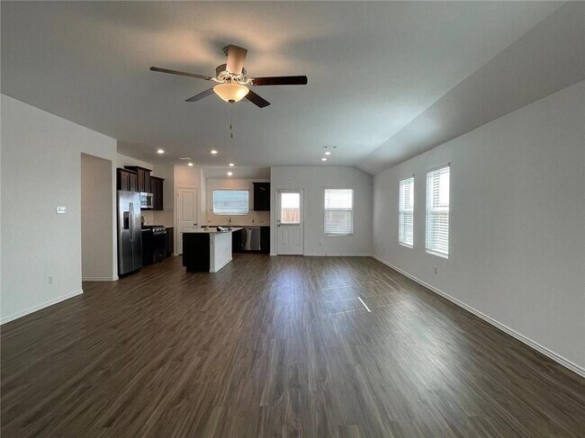 216 Arnage Dr in Hutto, TX - Building Photo - Building Photo