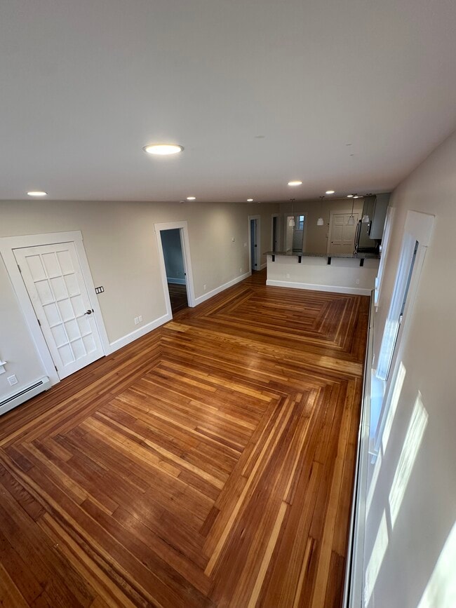 176 Hillside Ave, Unit 2 in Pawtucket, RI - Building Photo - Building Photo