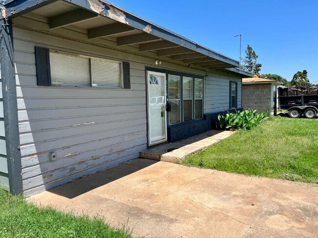 2514 41st St in Lubbock, TX - Foto de edificio - Building Photo