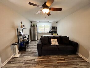 3213 Willis St in Gautier, MS - Building Photo - Building Photo