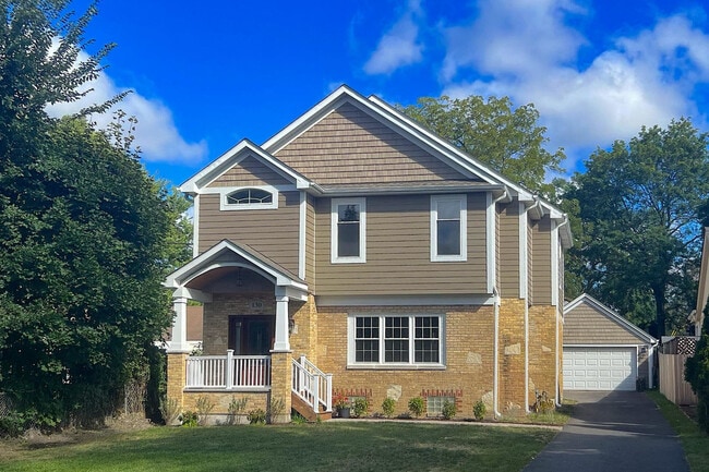 property at 130 W Ellis Ave