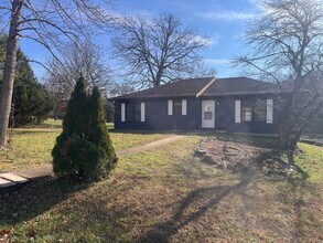 19700 Salem Rd in Waynesville, MO - Building Photo - Building Photo