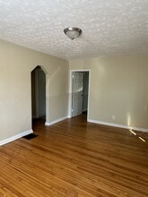 268 E Jeffrey Pl in Columbus, OH - Building Photo - Building Photo