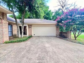 1107 Rita Ln in Duncanville, TX - Building Photo - Building Photo