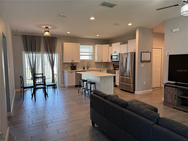 1429 Punta Gorda Dr in Kissimmee, FL - Building Photo - Building Photo