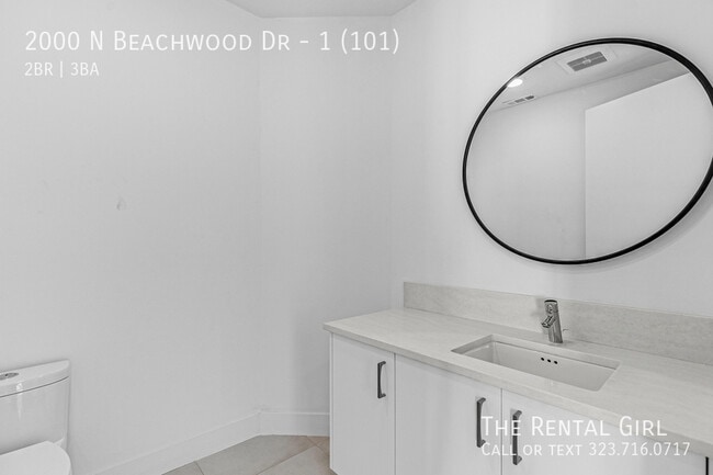 property at 2000 Beachwood Dr