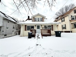 2140 12th St SW in Akron, OH - Building Photo - Building Photo
