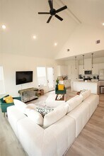 2406 Mann St in Houston, TX - Building Photo - Building Photo