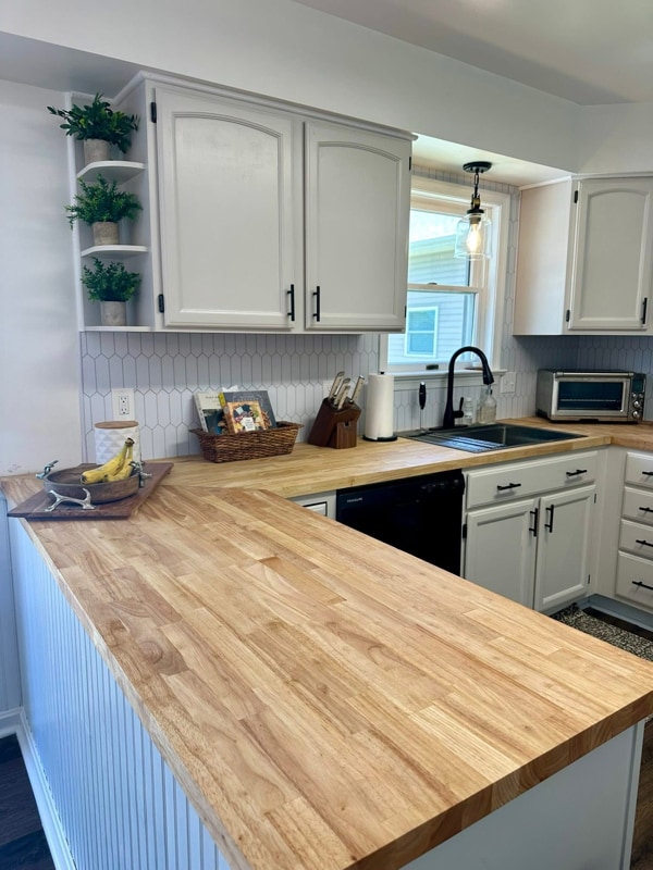 12511 Salisbury Rd in Ocean City, MD - Foto de edificio - Building Photo