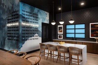 2403 Mall Dr in North Charleston, SC - Building Photo - Building Photo