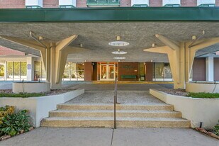 550 E 12th Ave in Denver, CO - Building Photo