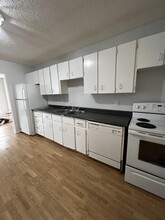 205 Thomson Ave in Regina, SK - Building Photo - Building Photo