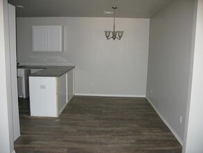 11653 Royal Coach Dr in Yukon, OK - Building Photo - Building Photo