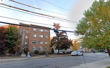 87 Gardner St in Boston, MA - Foto de edificio - Building Photo