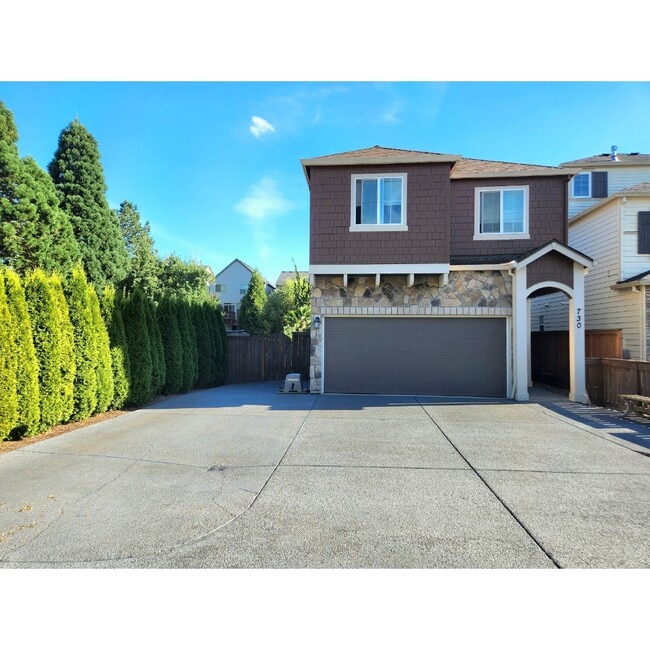 730 SW 207th Pl in Beaverton, OR - Building Photo - Building Photo