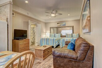 704 Island Retreat Ct in Port Aransas, TX - Building Photo - Building Photo