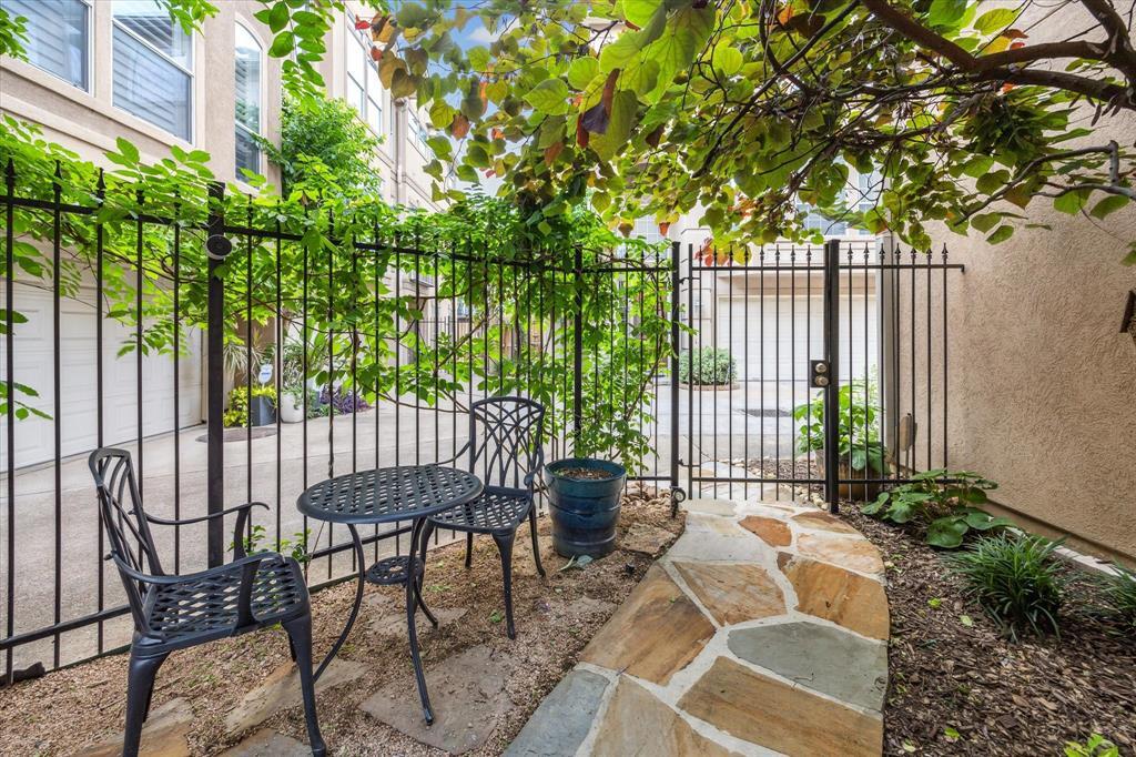 107 Detering St in Houston, TX - Building Photo