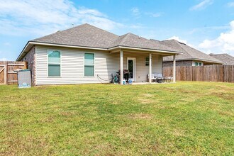 3049 Grace Harper Dr in Bossier City, LA - Building Photo - Building Photo