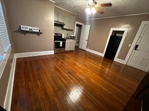 104 Nouveau Ln, Unit Unit 1 in Lafayette, LA - Building Photo - Building Photo