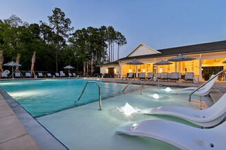 Exchange at Blair Stone in Tallahassee, FL - Foto de edificio - Building Photo