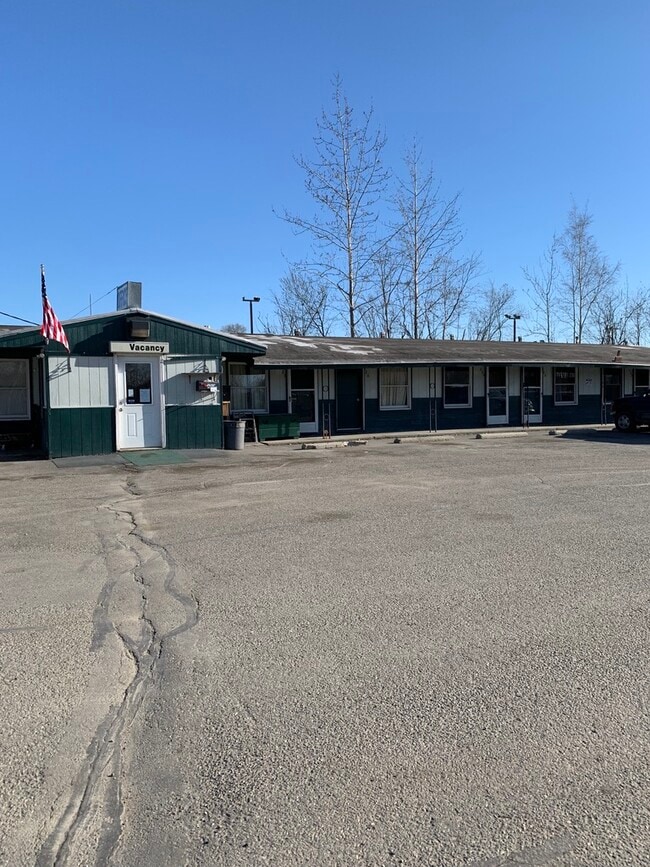 2223 S Cushman St in Fairbanks, AK - Building Photo - Building Photo