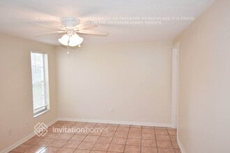 916 Kirkcaldy Way in Valrico, FL - Building Photo - Building Photo