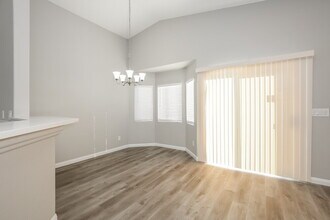 1417 Iris Kelly Ave in North Las Vegas, NV - Building Photo - Building Photo