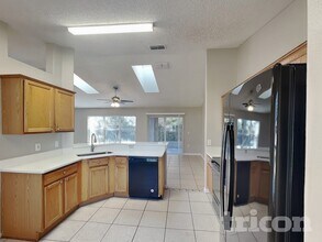 1381 Broken Pine Rd in Deltona, FL - Building Photo - Building Photo