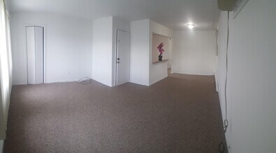 159 W 21st St in Bayonne, NJ - Building Photo - Building Photo