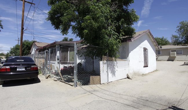 16977 B St in Victorville, CA - Building Photo - Building Photo