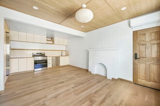 3361 Hamilton Way, Unit 1 in Los Angeles, CA - Building Photo - Building Photo