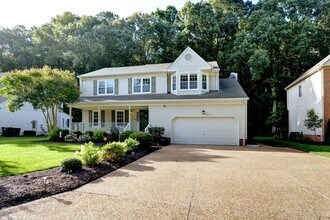 202 Coach Hovis Dr in Yorktown, VA - Building Photo - Building Photo