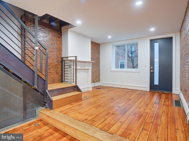 1520 E Susquehanna Ave in Philadelphia, PA - Building Photo - Building Photo