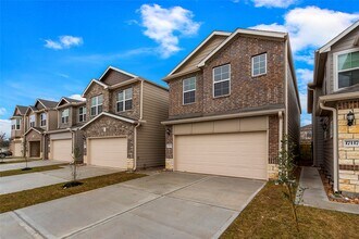 17115 Wilthorne Colony Ct in Houston, TX - Building Photo - Building Photo