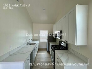 1611 Park Ave-Unit -A in Long Beach, CA - Building Photo - Building Photo