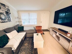 7220 Southgate Blvd in Tamarac, FL - Building Photo - Building Photo