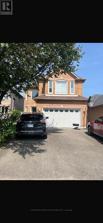 35 Springview Dr in Brampton, ON - Building Photo
