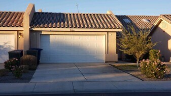 9120 E 30th Pl in Yuma, AZ - Building Photo
