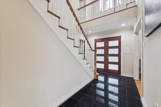 5152 Huckleberry Cir in Houston, TX - Building Photo - Building Photo