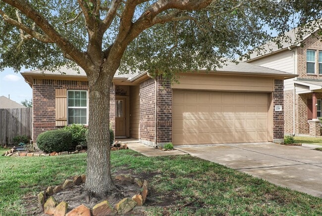 property at 2219 Emerald Ln