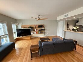 911 S Charles St, Unit 402 in Baltimore, MD - Building Photo