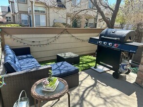 5551 Cornerstone Dr in Fort Collins, CO - Foto de edificio - Building Photo