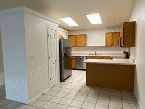 3490 Truckee Dr in Lake Havasu City, AZ - Foto de edificio - Building Photo