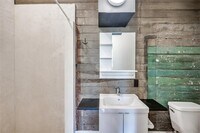 2017 Elysian St photo'