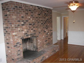 1905 Forest Hill Dr in Greenville, NC - Building Photo - Building Photo
