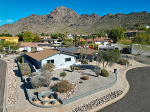 2237 E Nicolet Ave in Phoenix, AZ - Building Photo - Building Photo