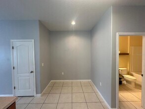 4182 Winding Vine Dr in Lakeland, FL - Building Photo - Building Photo