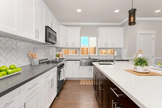 11330 SE 192nd St in Renton, WA - Building Photo - Building Photo