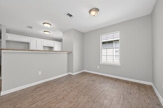 7511 Dyer St in Houston, TX - Building Photo - Building Photo